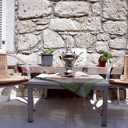 Avlulu Konak 酒店 阿拉恰特