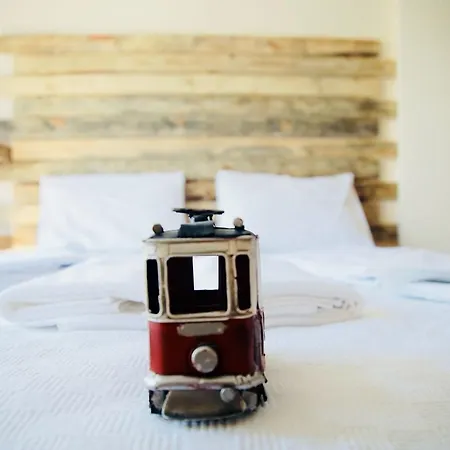 Avlulu Konak * 阿拉恰特