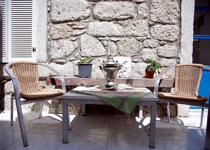 Avlulu Konak Hotel Alaçatı